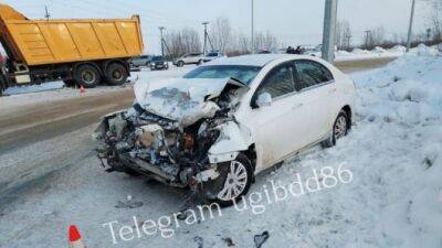 В ДТП с грузовиком в Нефтеюганске погиб пожилой водитель - usedcars.ru - округ Югра