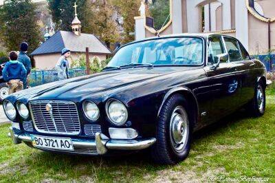 Максим Козицкий - В Украине продают раритетный автомобиль Jaguar – подарок американского президента - autocentre.ua - Украина - Сша - Париж - Тернополь