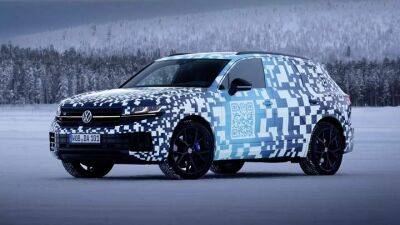 Volkswagen показал первые фотографии обновленного Touareg - auto.24tv.ua