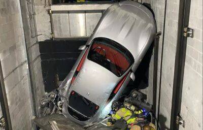 В дилерском центре вдребезги разбили новенький Ferrari Roma (фото) - autocentre.ua - Сша - штат Флорида