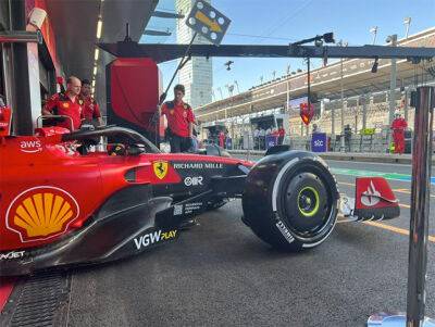 Шарль Леклер - На обеих машинах Ferrari заменены силовые установки - f1news.ru - Бахрейн