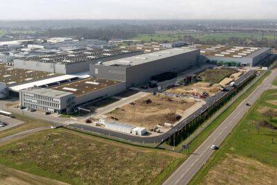 Mercedes-Benz начал строительство первого завода по переработке батарей электромобилей - kolesa.ru - Германия - Евросоюз - Mercedes-Benz