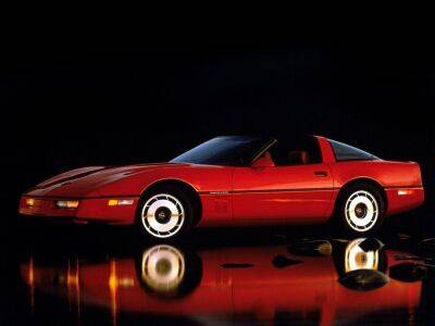Chevrolet Corvette - Знаковому американскому спорткару исполнилось 40 лет - autocentre.ua